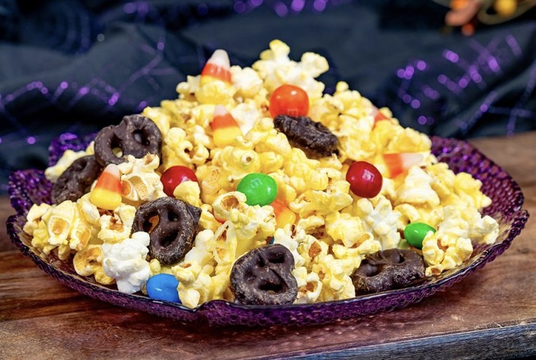 popcorn mixing Disneyland Halloween Foodie Guide