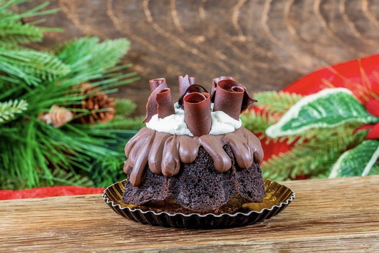 Edelweiss Snacks Disneyland Resort Holiday Foodie Guide 2024