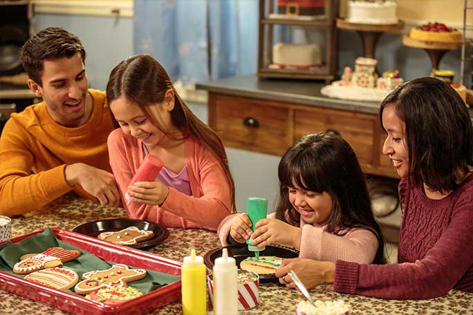 Mrs. Claus' Kitchen and Cookie Decorating