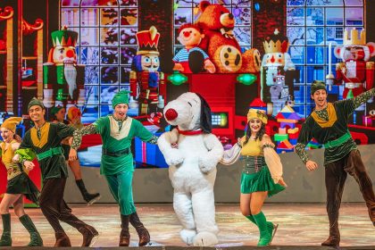 Snoopy's Night Before Christmas on ice Show